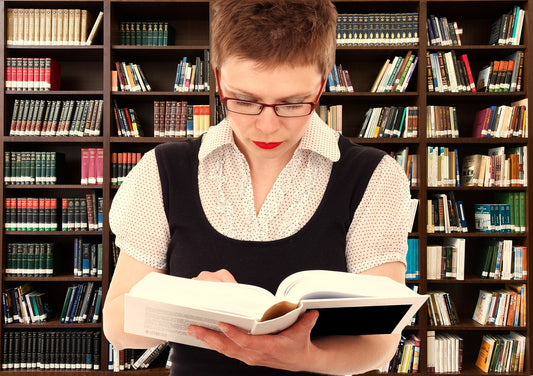 30 Inspirational Books For Women by Women Authors That You Should Read Right Now!